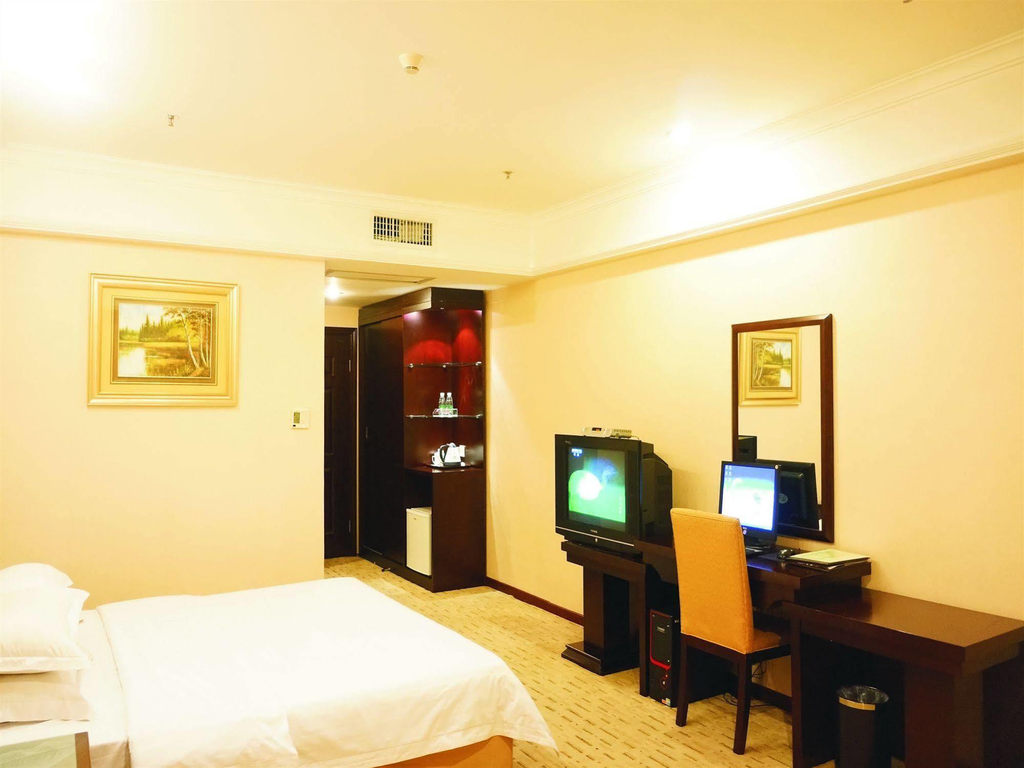 Raystar Hotel Guangzhou Exterior photo