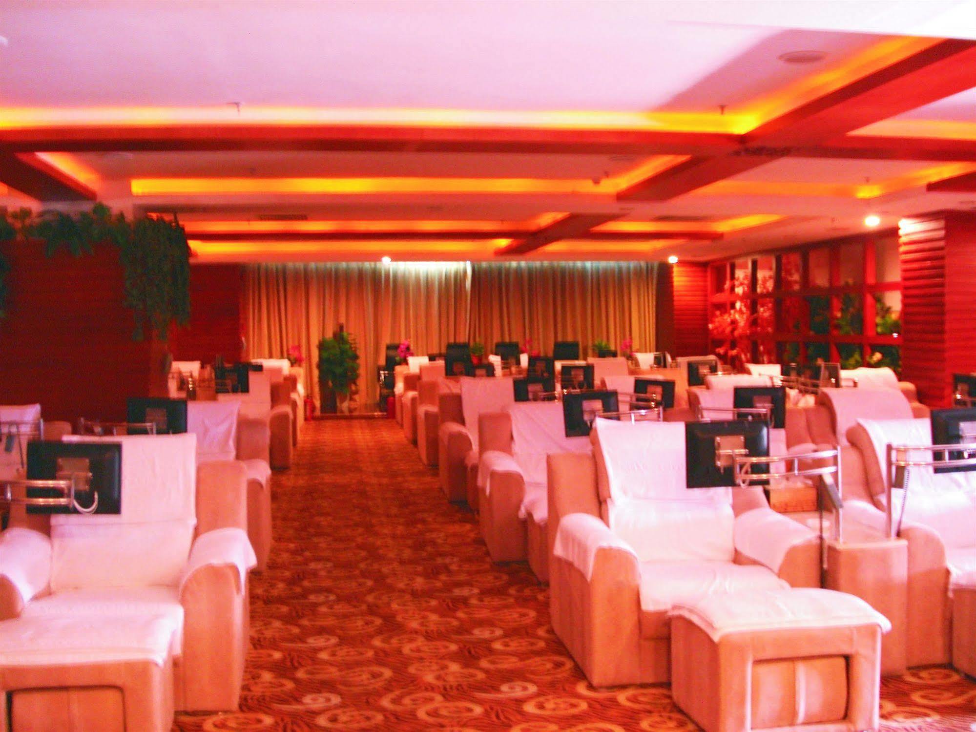 Raystar Hotel Guangzhou Exterior photo