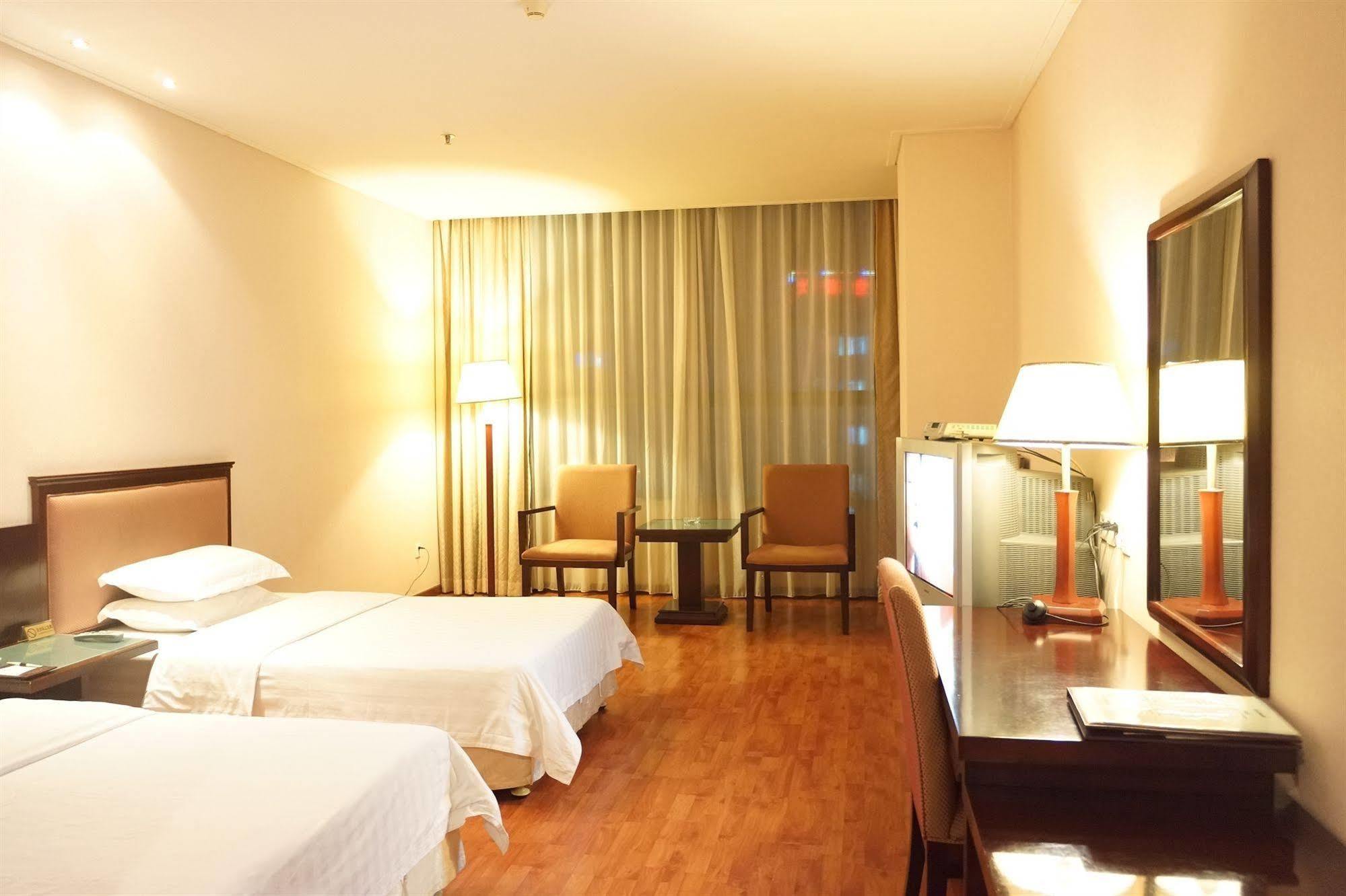 Raystar Hotel Guangzhou Exterior photo